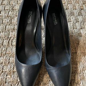 MICHAEL Michael Kors black calfskin stiletto pumps